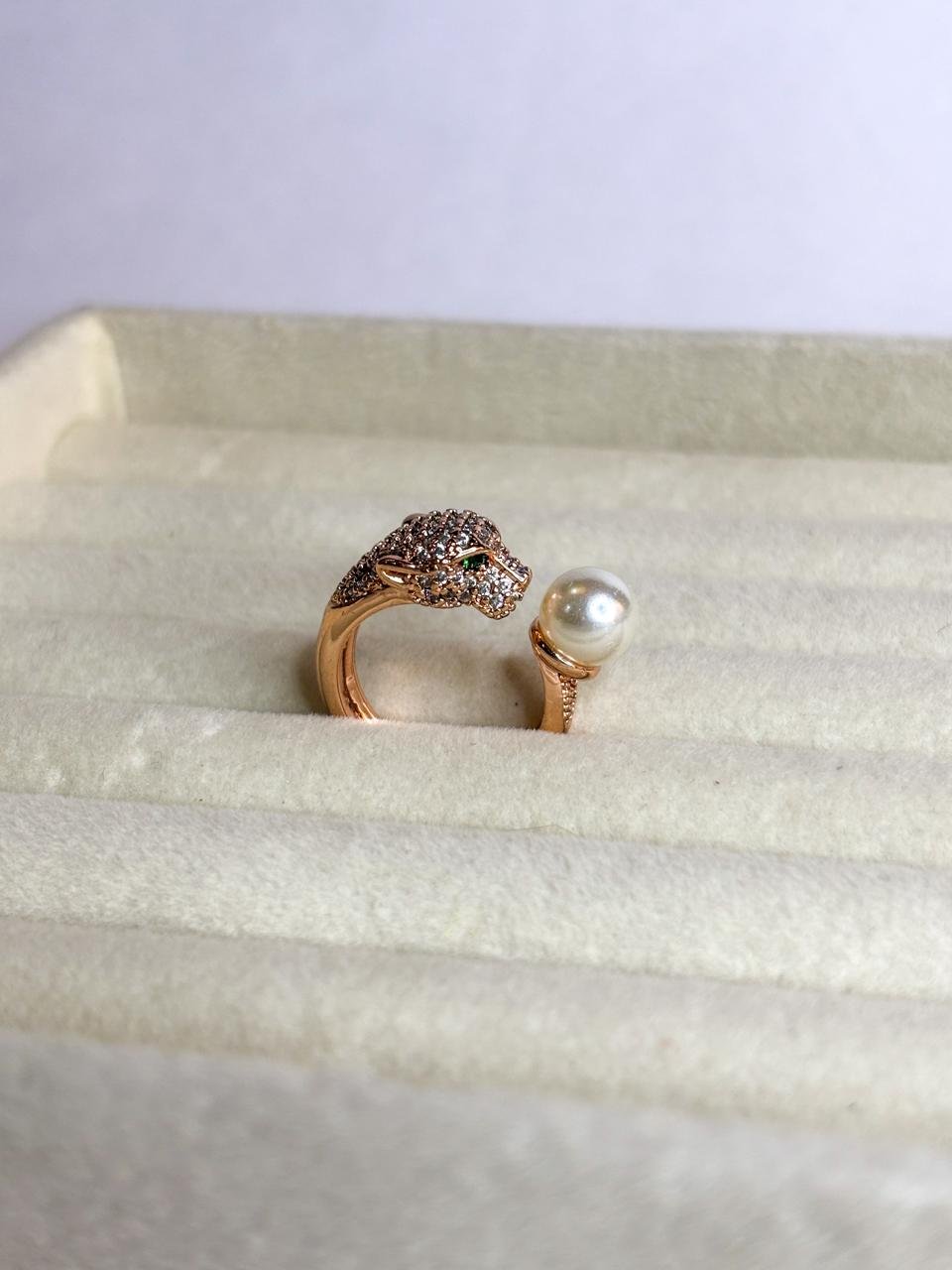 Seraphina Panther Pearl Ring