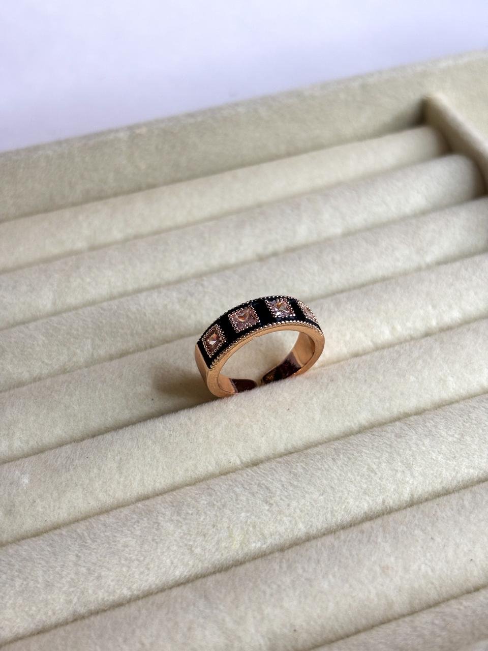 Noir Royale Crystal Band Ring - Image 4