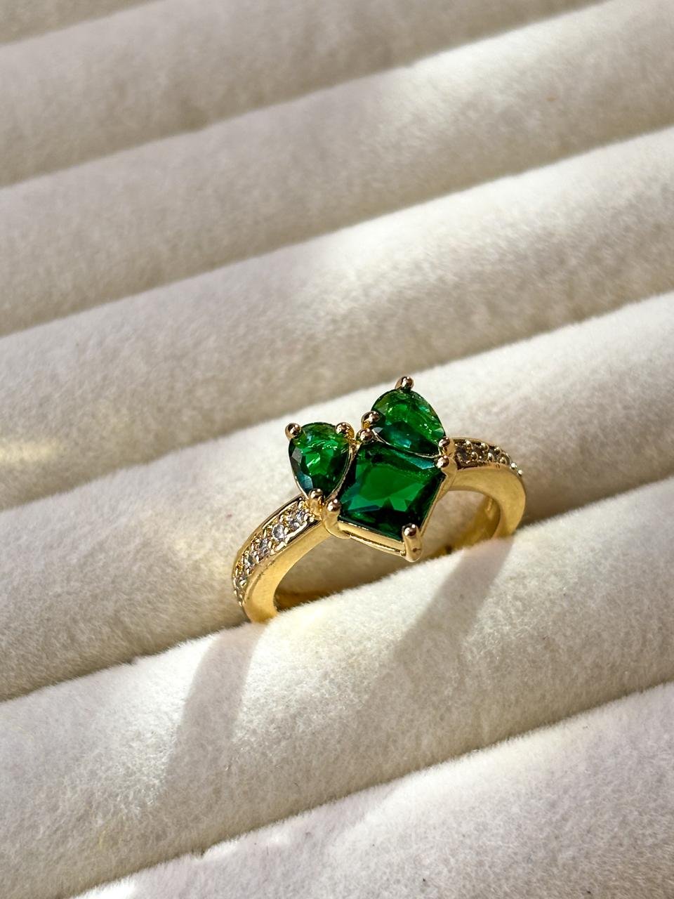 Triora Green Gemstone Crown Ring - Image 4