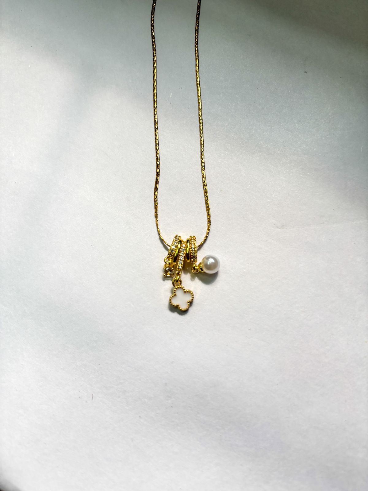 Rosybling Clover Pearl Charm Chain