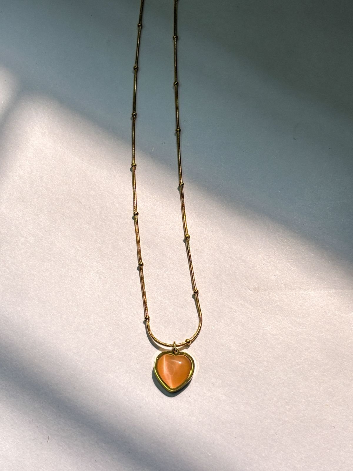 Rosybling Amber Heart Glow Chain - Image 2