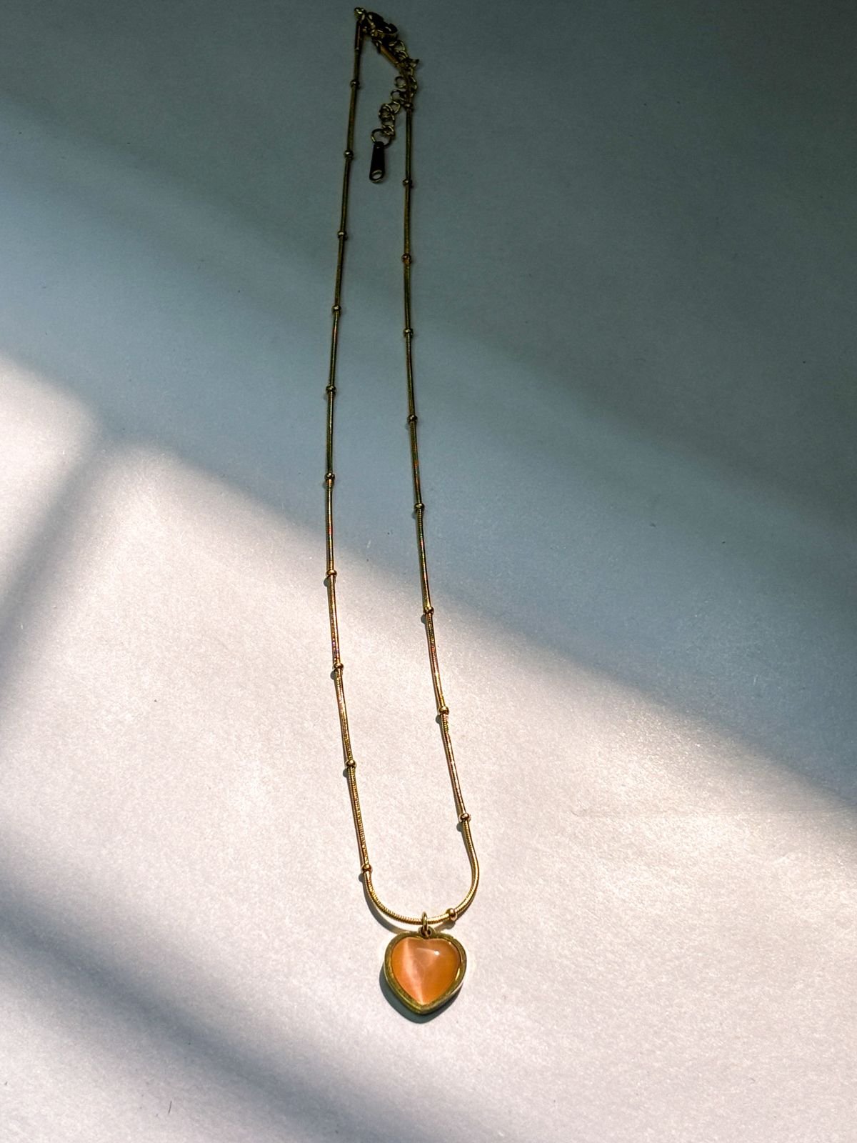 Rosybling Amber Heart Glow Chain - Image 3