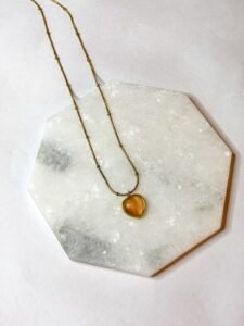 Rosybling Amber Heart Glow Chain