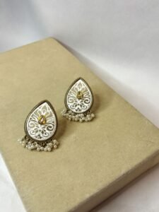 Noor Ivory Pearl Earrings
